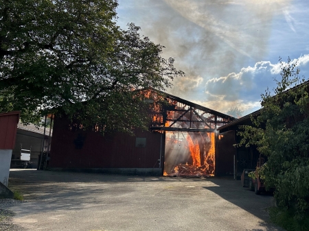 Brand in Landwirtschaftsbetrieb